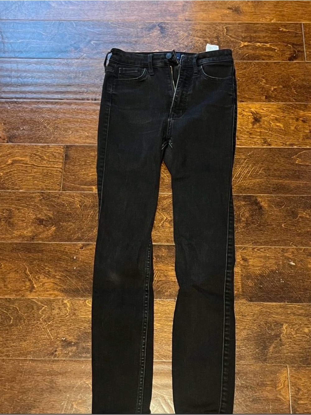 Hollister Ultra High-Rise Super Skinny Jeans in Black